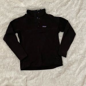 Patagonia Women's Better Sweater 1/4 Zip Medium
Black Sweater